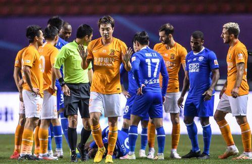 今日足球队爆料新闻最新,今日足球队独家爆料，揭秘转会内幕与赛场幕后故事